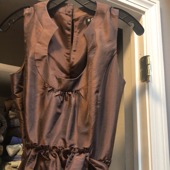 NWOT. Brown iridescent dress. BCBG SIZE 10 - Picture 2 of 7